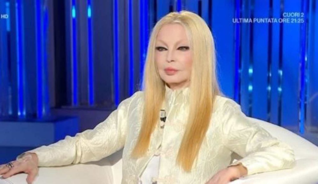 Lo facevamo sempre al mare: Patty Pravo, nel suo passato un segreto impensabile | C’entra un parente strettissimo