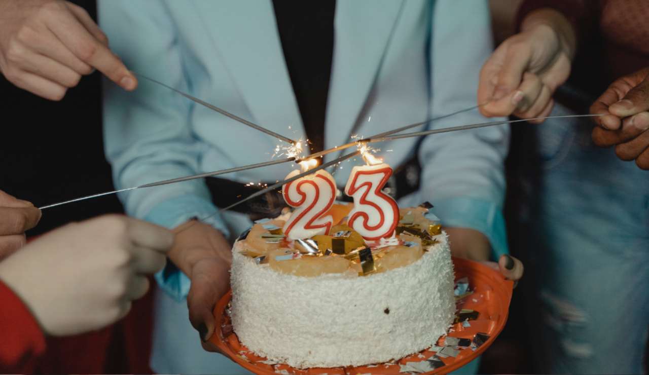 Frasi per 23 anni: gli auguri di compleanno più belli