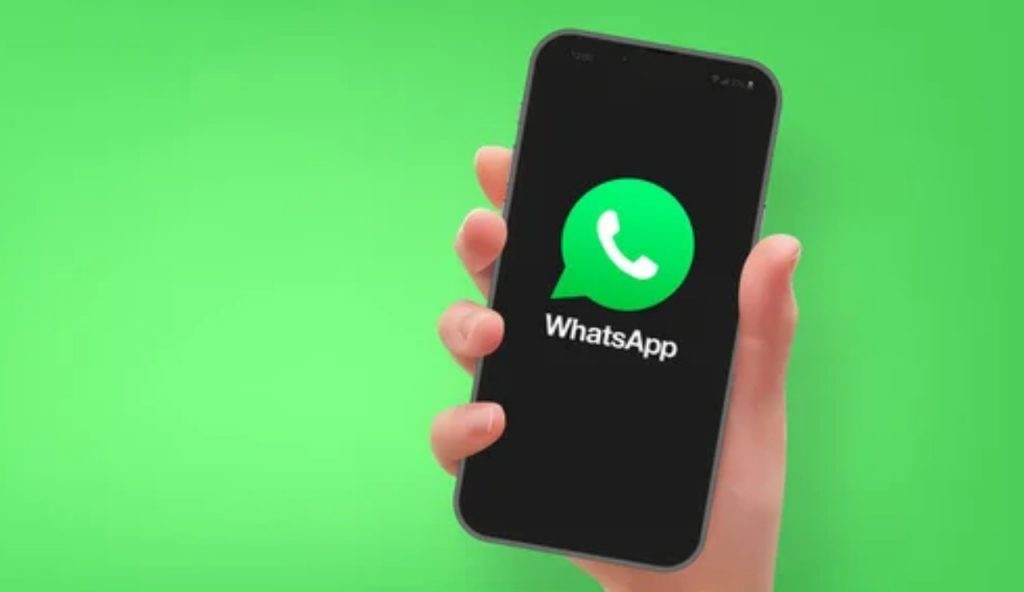 WhatsApp, l’app più famosa cambia per sempre | Rimossa una funzione ormai storica