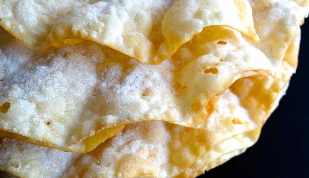 É Carnevale e non sapevo fare le Chiacchiere poi la scoperta: con questa ricetta facile, le fanno anche i principianti